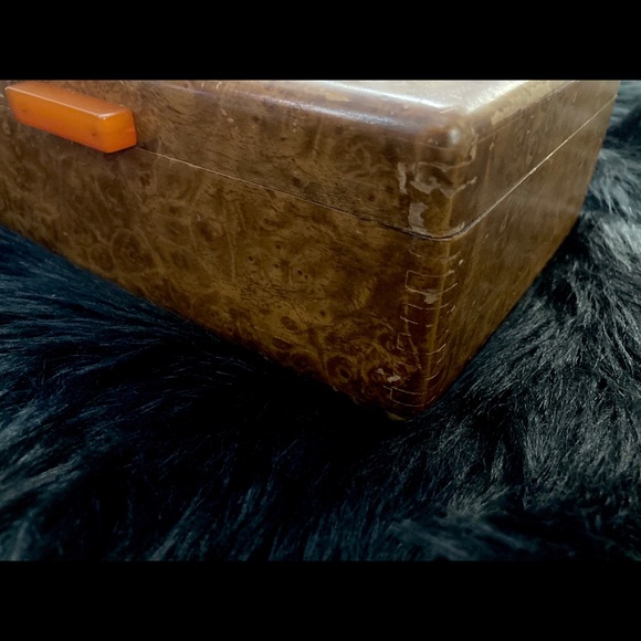 19th Century Burl Wood Box With Bakelite Handle - Picture 11 of 16